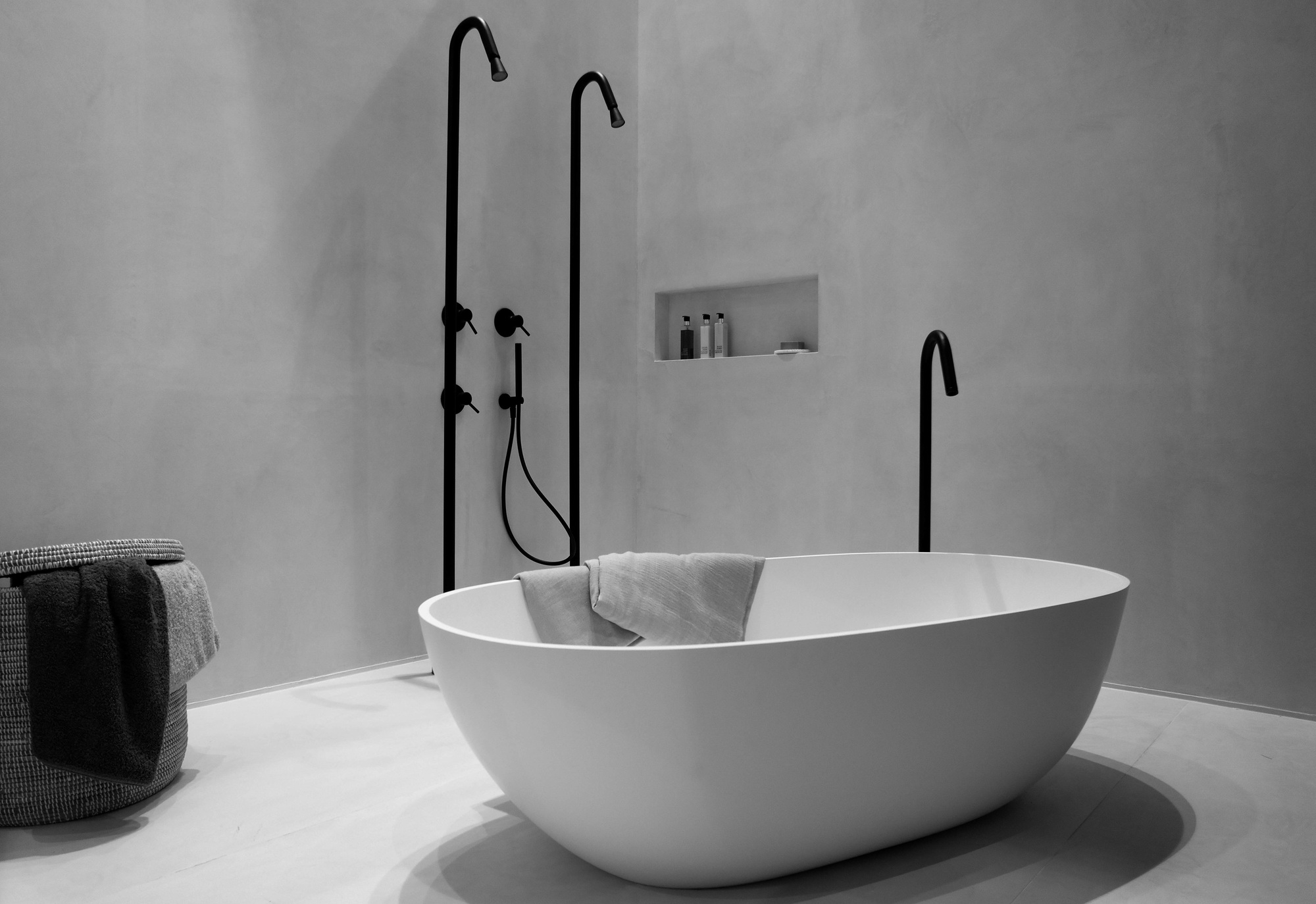 A modern bath tub