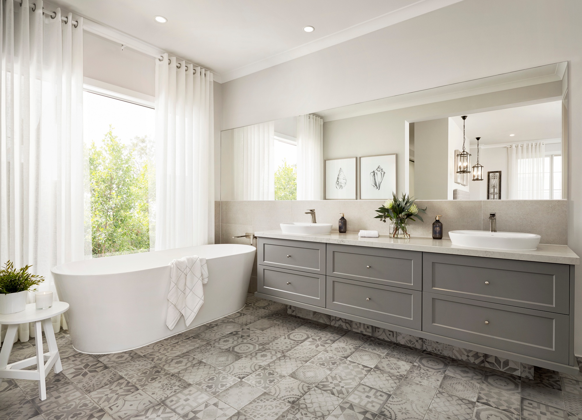 Stylish Bathroom remodel in Vancouver WA